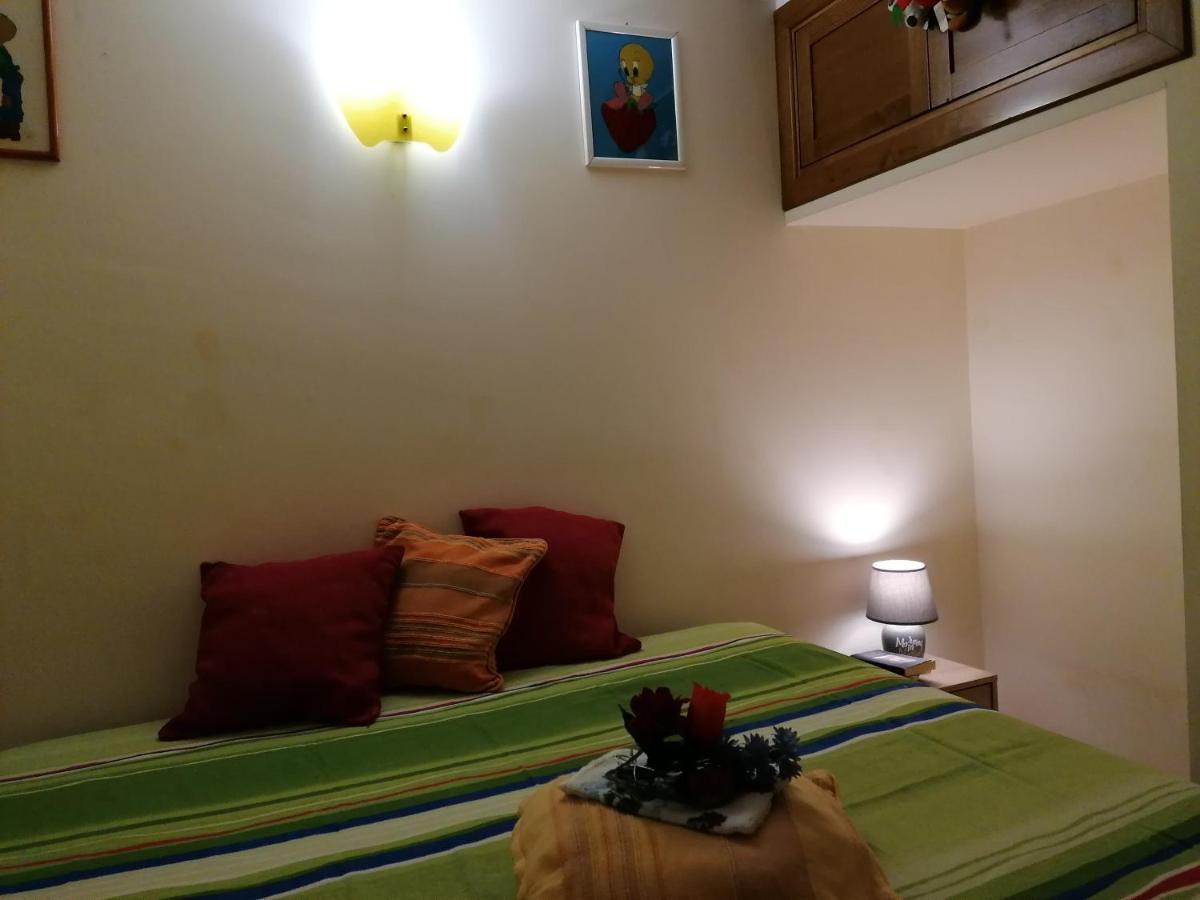 Carini Luxury Apartment Vicino Aereoporto E Al Mare Bagian luar foto